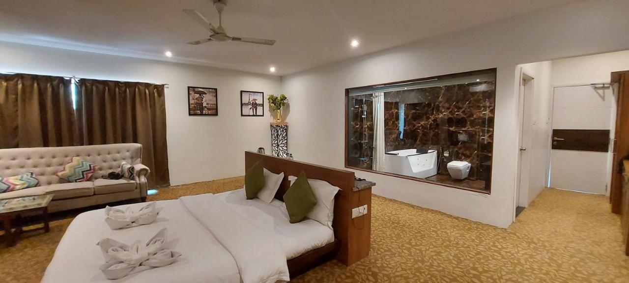 The Windmill Resorts Mālvan 외부 사진